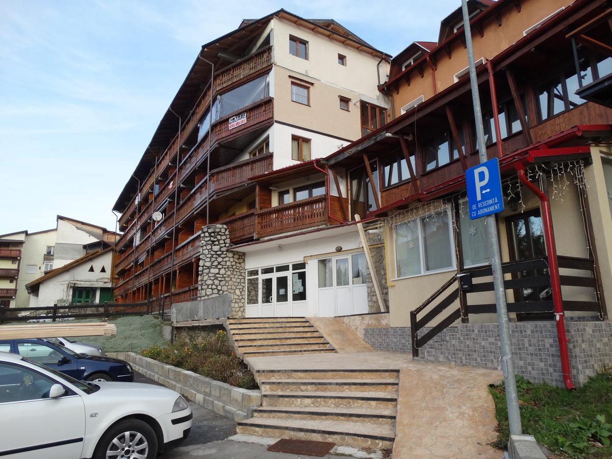Studio Apartamento Poiana Brasov Exterior foto